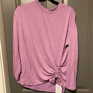 Lululemon Slide cinch long sleeve crew. Brand new with tags still on.